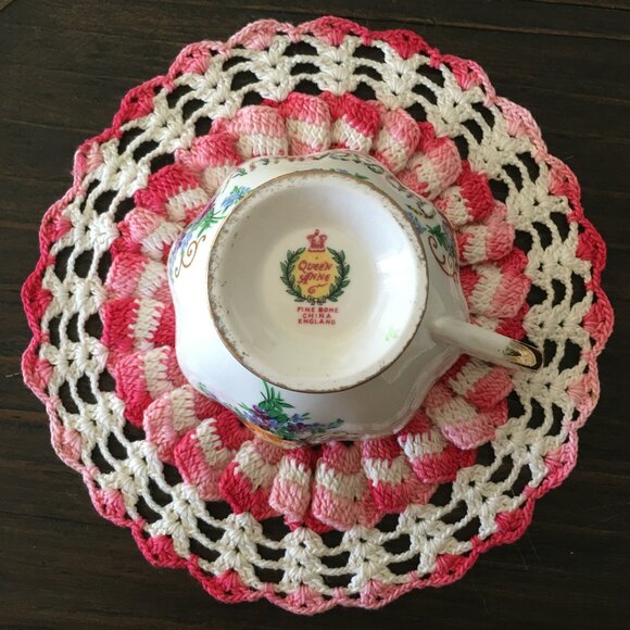 'Happy Anniversary' England White Porcelain Teacup & Saucer - Picture 8 of 10